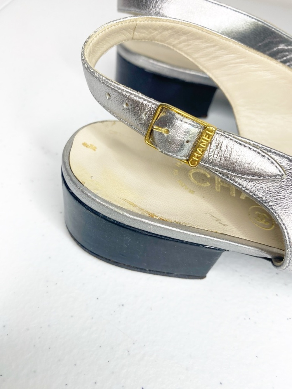 Chanel Vintage Cap-Toe Sling Back Pumps Sliver Black Size 38 - Picture 6 of 15